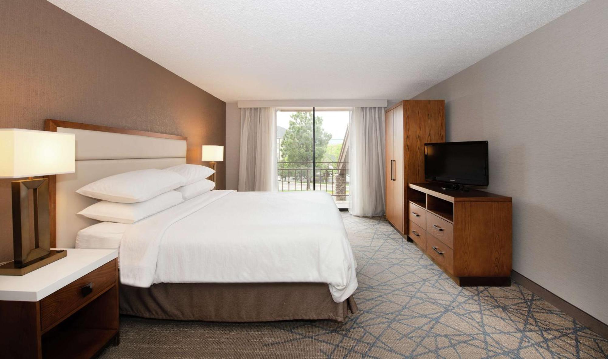 Embassy Suites By Hilton Colorado Springs Exterior foto